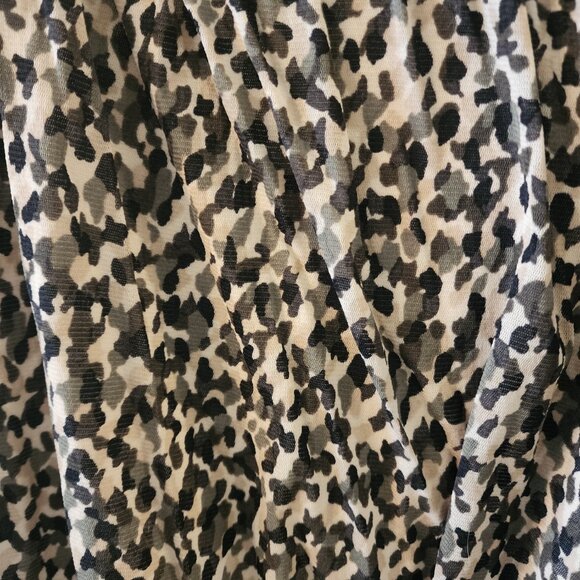 WHBM Camo Smocked Mesh Top, Size M, NWT - Picture 4 of 7